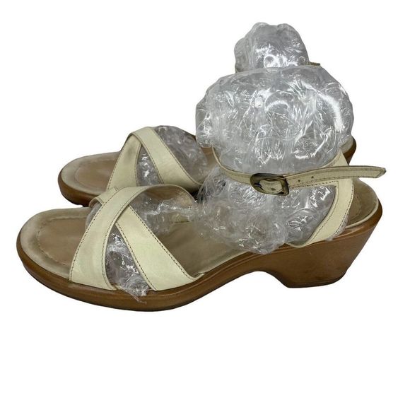 Dansko Arabella Sandals Women's 39 EUR Champagne Satin Heel Clog Shoes 8.5-9 US - Picture 4 of 9